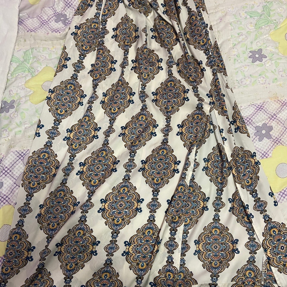 printed maxi skirt with slit